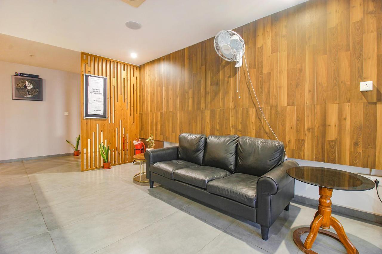 Fabhotel Ssr Fern Suites - 100M From Gsm Mall Madeenaguda Lingampalli Exteriér fotografie
