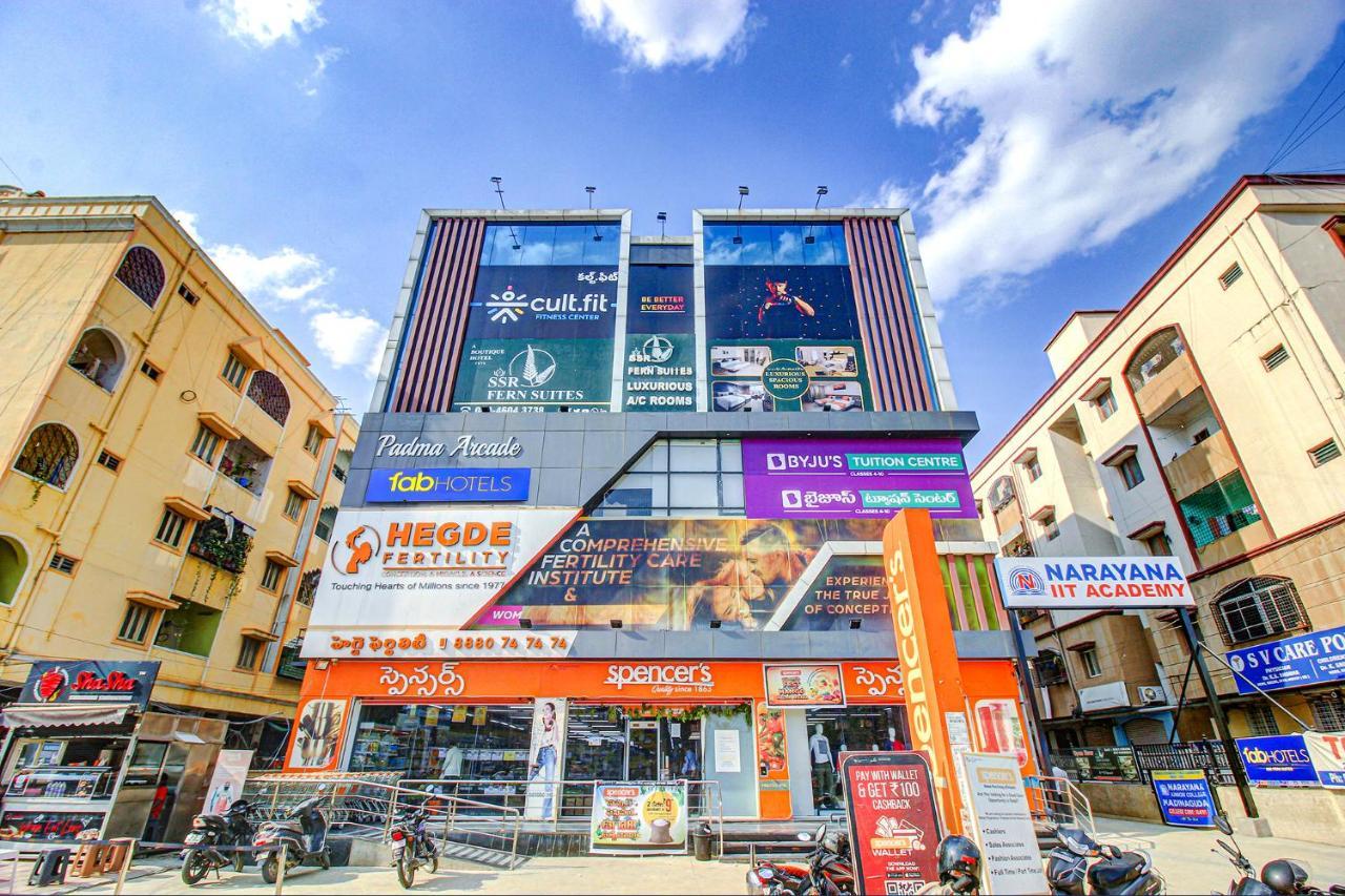 Fabhotel Ssr Fern Suites - 100M From Gsm Mall Madeenaguda Lingampalli Exteriér fotografie
