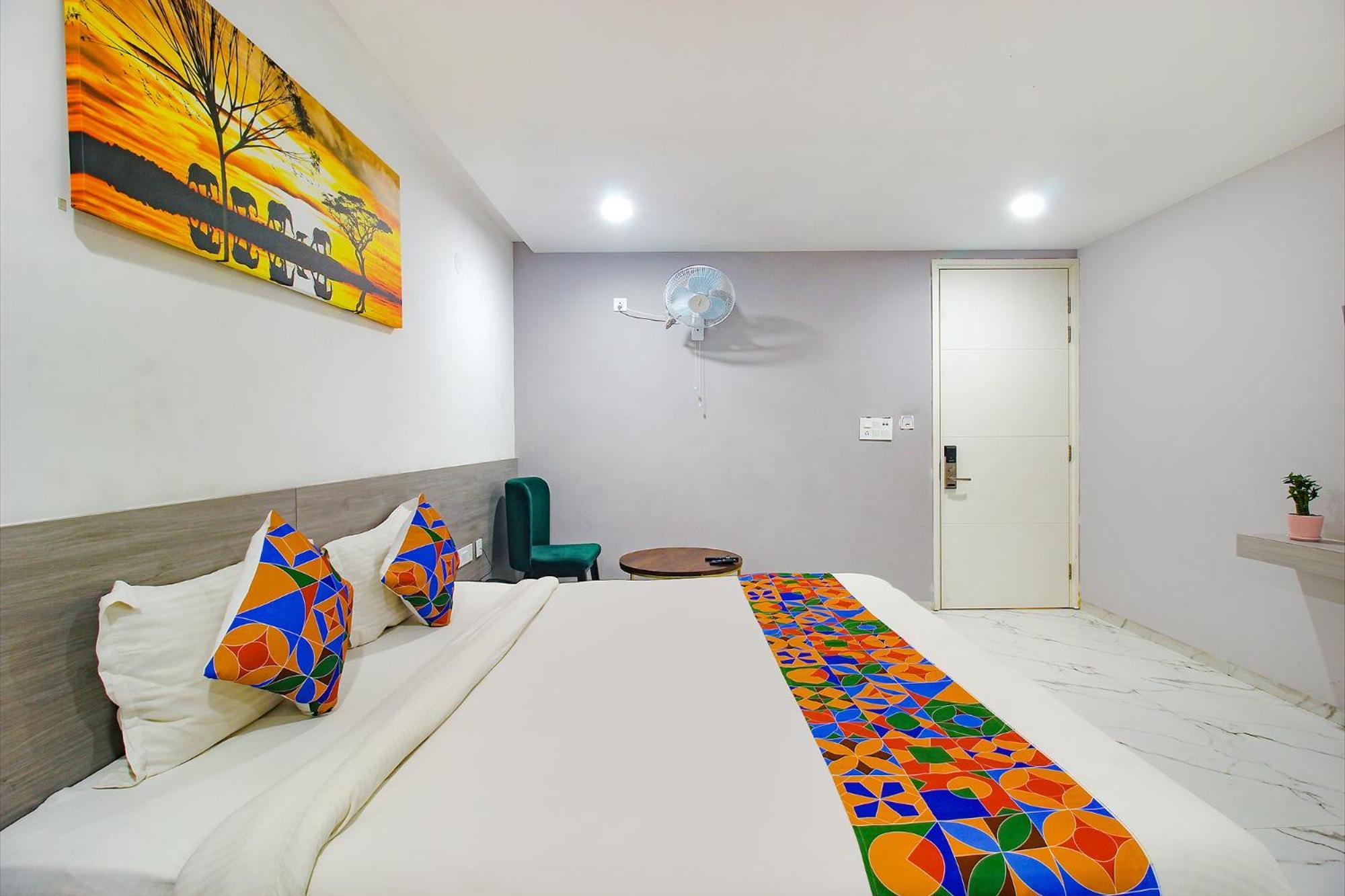 Fabhotel Ssr Fern Suites - 100M From Gsm Mall Madeenaguda Lingampalli Exteriér fotografie